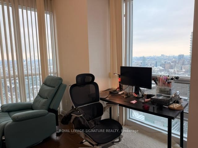 









763


Bay

Street, 4809,
Toronto,




ON
M5G 2R3

