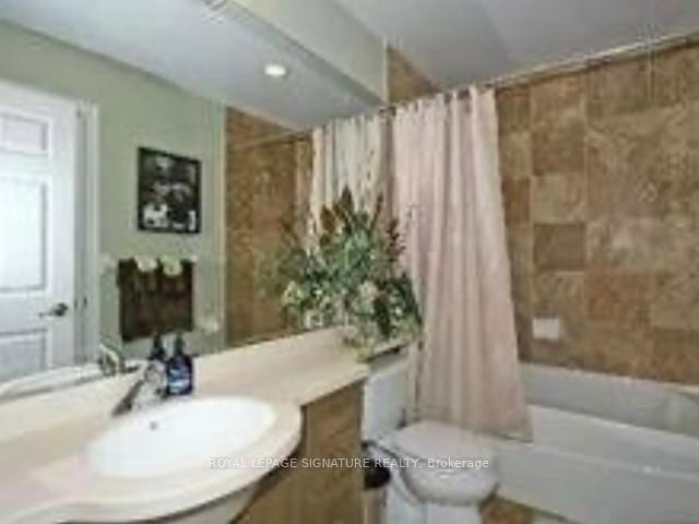 









763


Bay

Street, 4809,
Toronto,




ON
M5G 2R3

