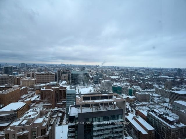 









763


Bay

Street, 4809,
Toronto,




ON
M5G 2R3

