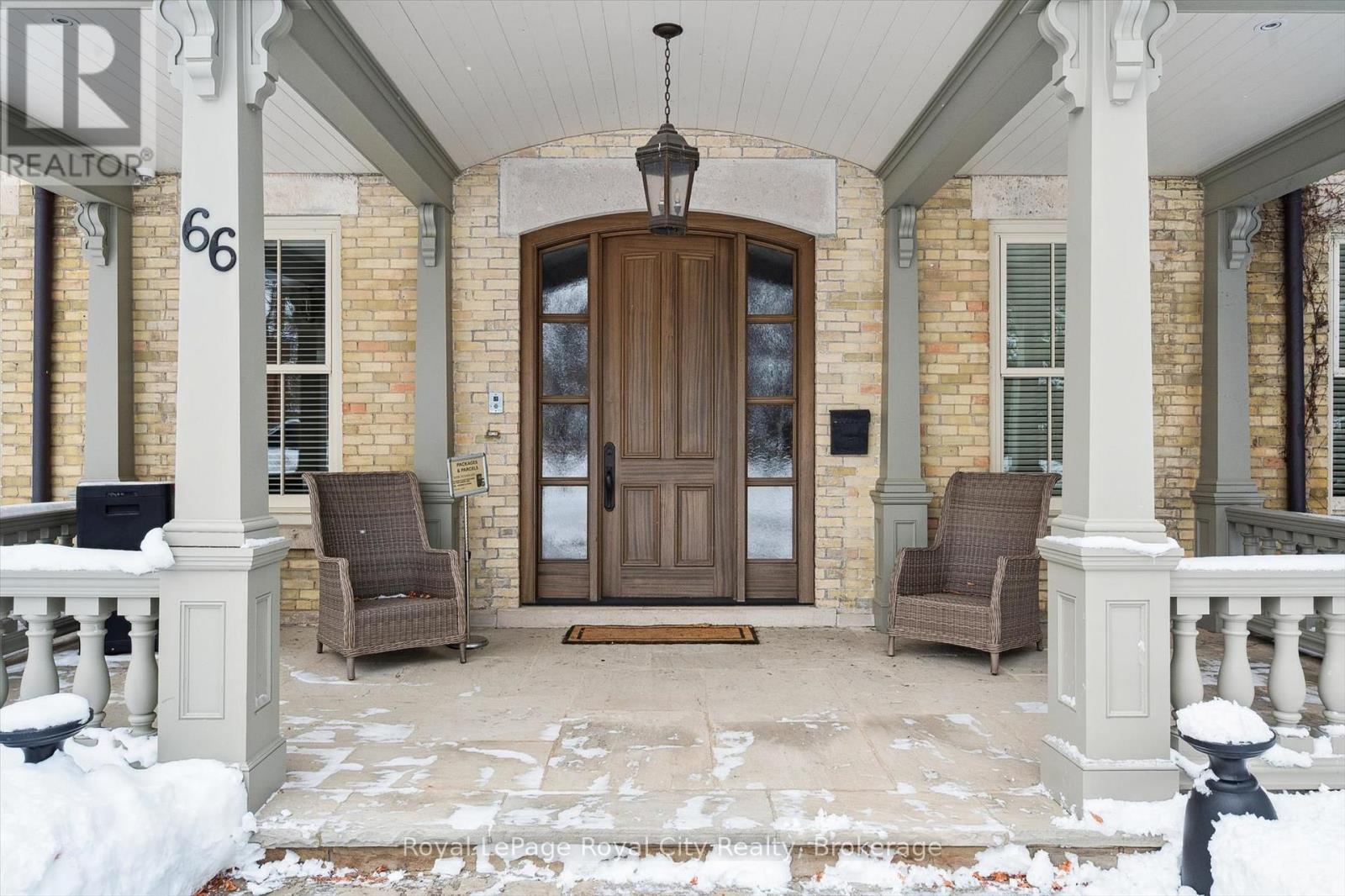 












66 GRANGE STREET

,
Guelph (St. George's),




Ontario
N1E2V2

