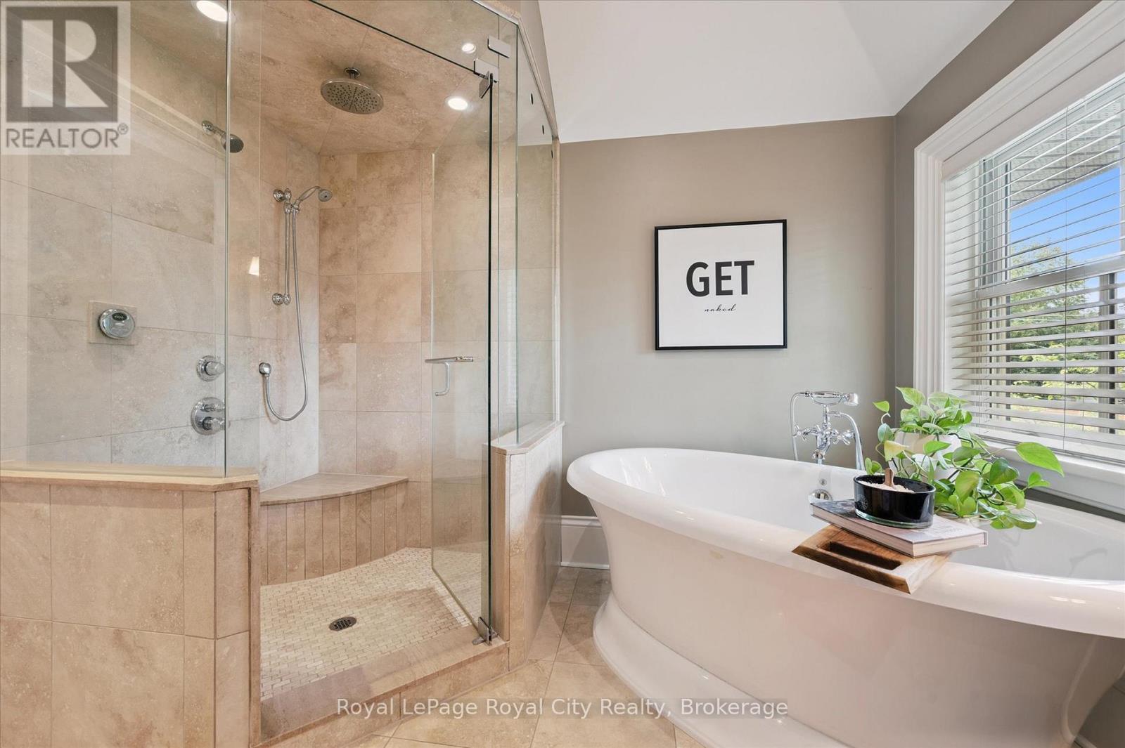 












66 GRANGE STREET

,
Guelph (St. George's),




Ontario
N1E2V2

