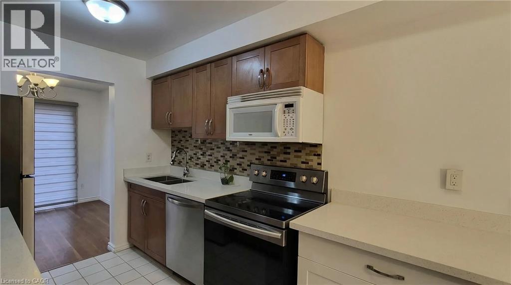 












1039 CEDARGLEN Gate Unit# 15

,
Mississauga,




Ontario
L5G3A7

