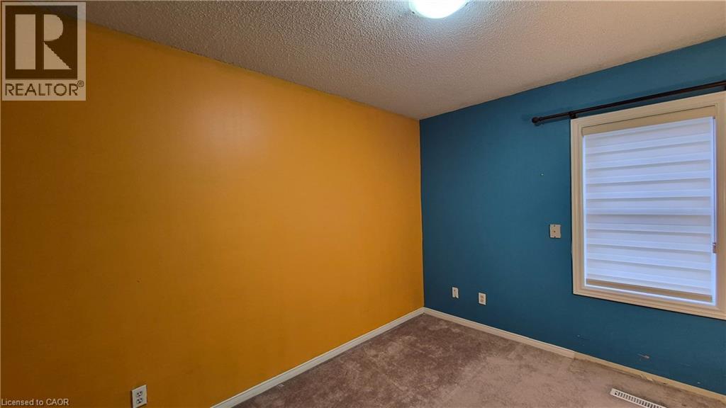 












1039 CEDARGLEN Gate Unit# 15

,
Mississauga,




Ontario
L5G3A7

