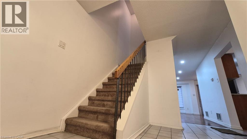 












1039 CEDARGLEN Gate Unit# 15

,
Mississauga,




Ontario
L5G3A7

