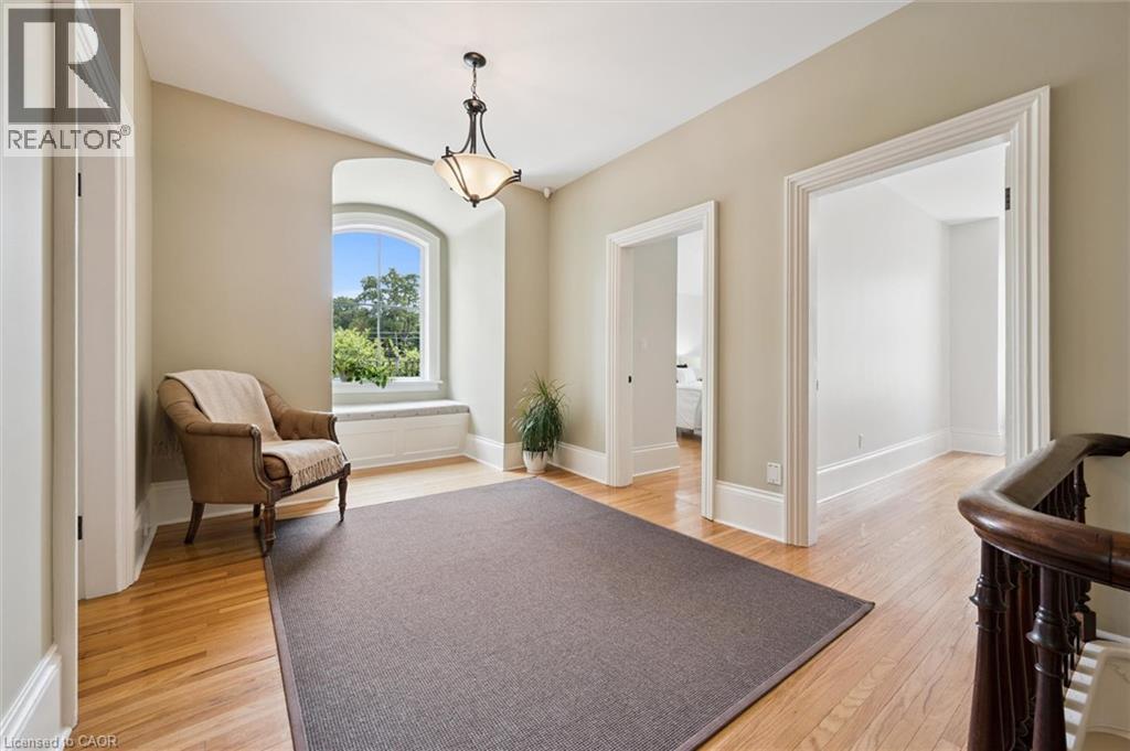 












66 GRANGE Street

,
Guelph,




Ontario
N1E2V2

