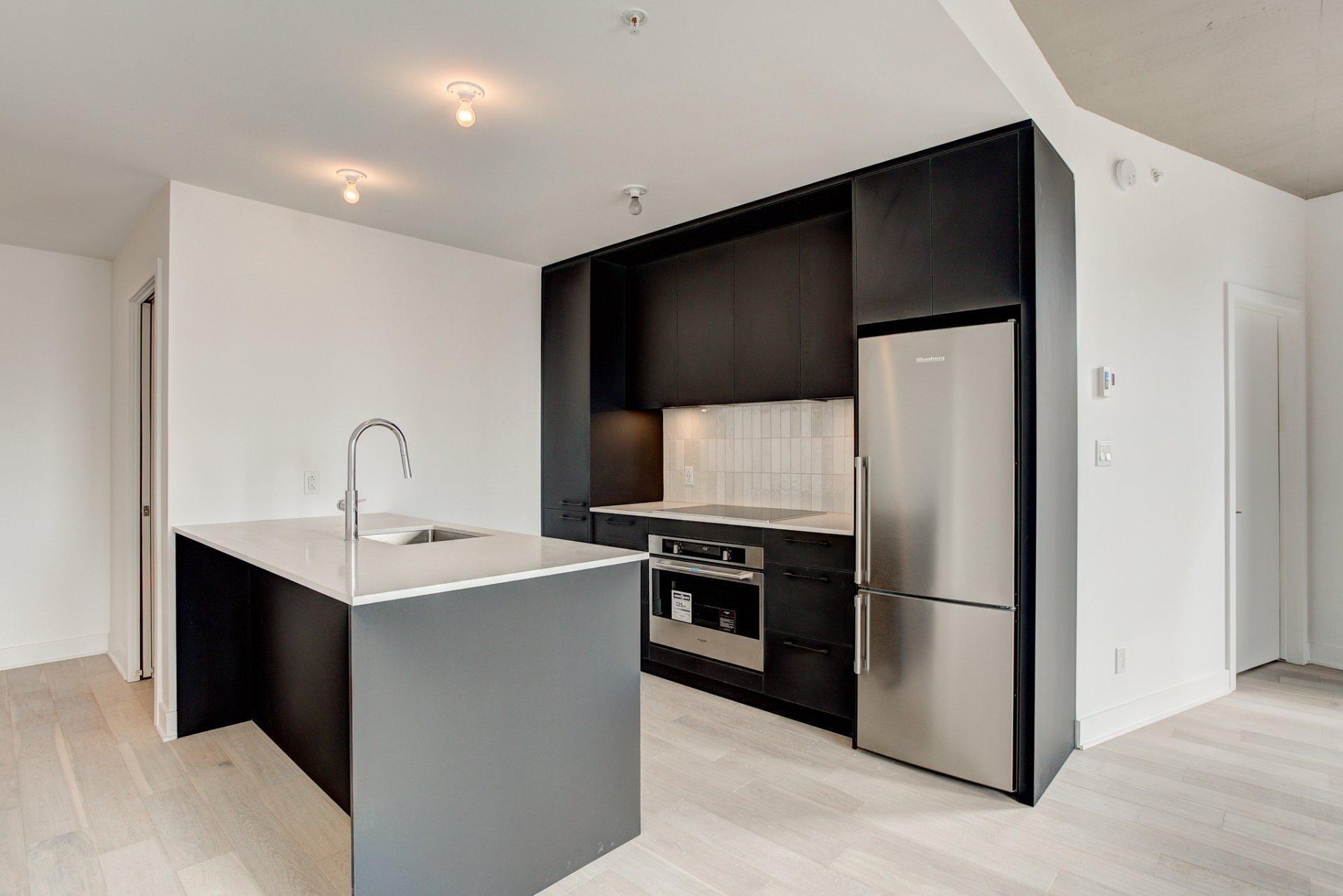 









7227


Boul. Newman

, 1024,
Montréal (LaSalle),




QC
H8N0H7

