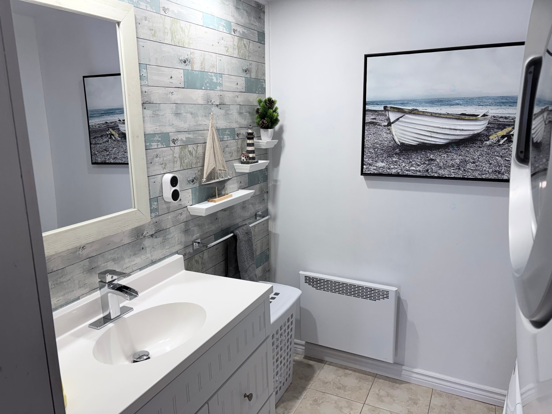 









42


Rue Hogue

,
Sept-Îles,




QC
G4S1M9

