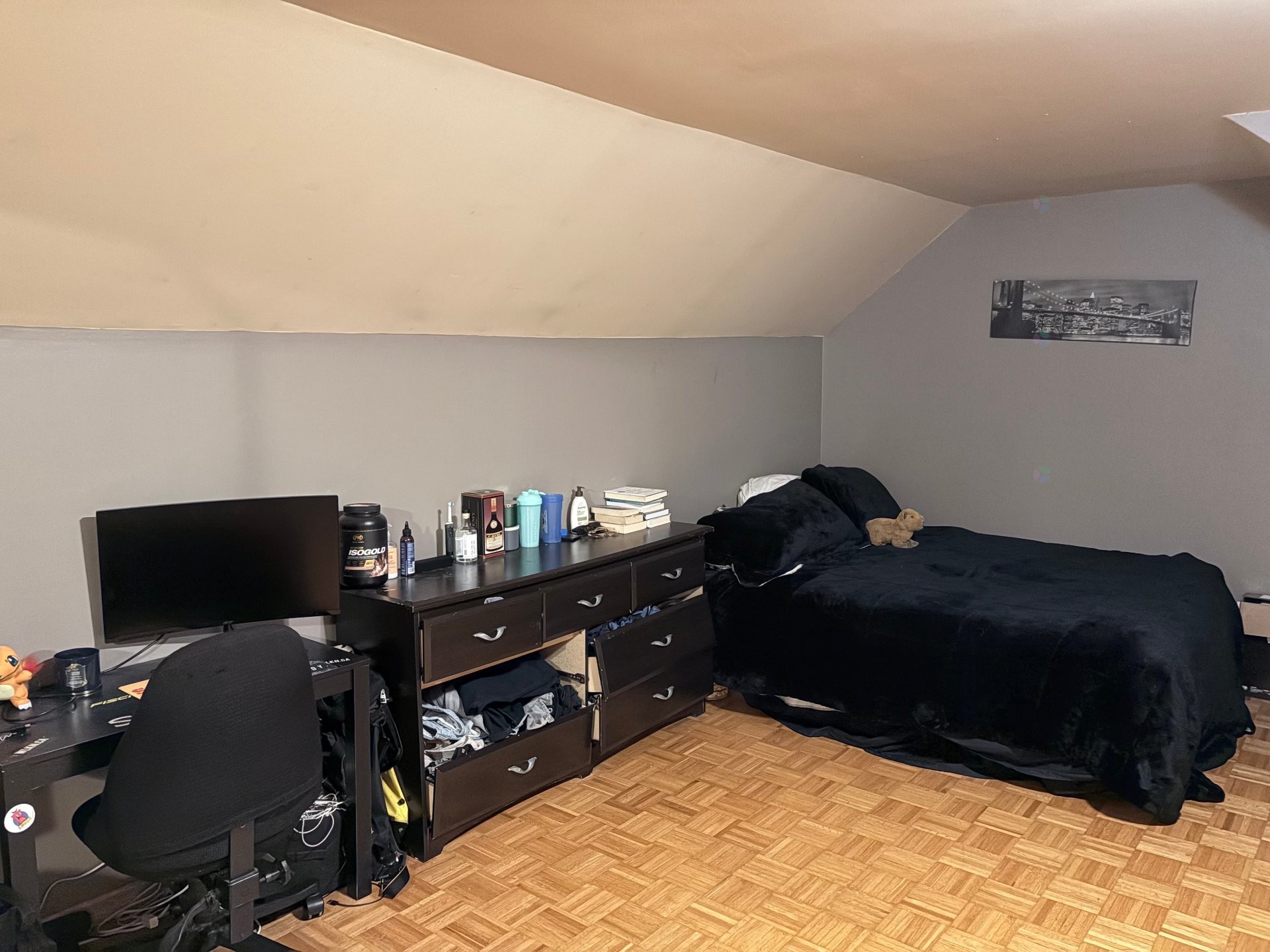 









42


Rue Hogue

,
Sept-Îles,




QC
G4S1M9

