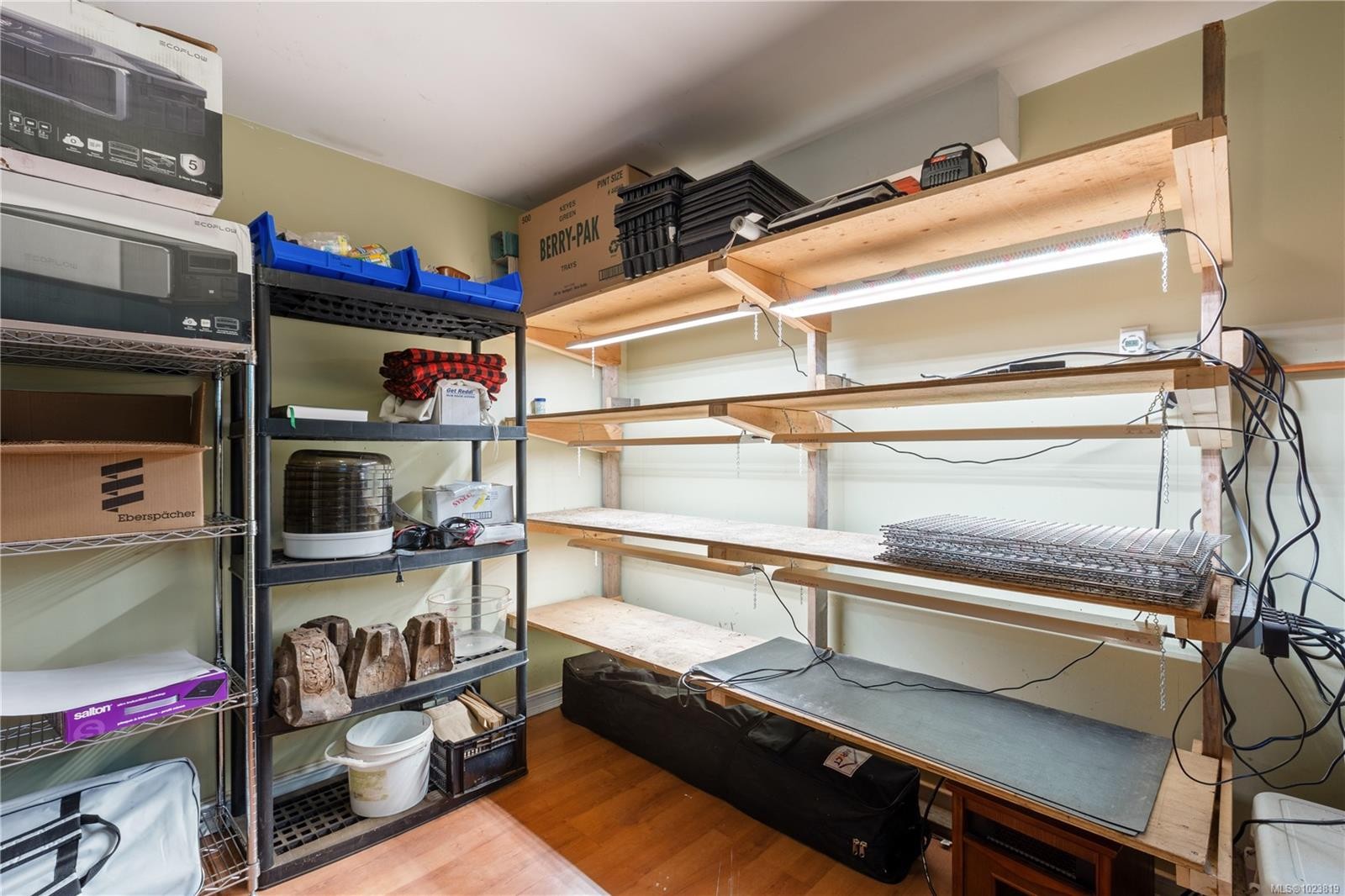 









6499


Fitzgerald

Rd,
Merville,




BC
V9J 1M7

