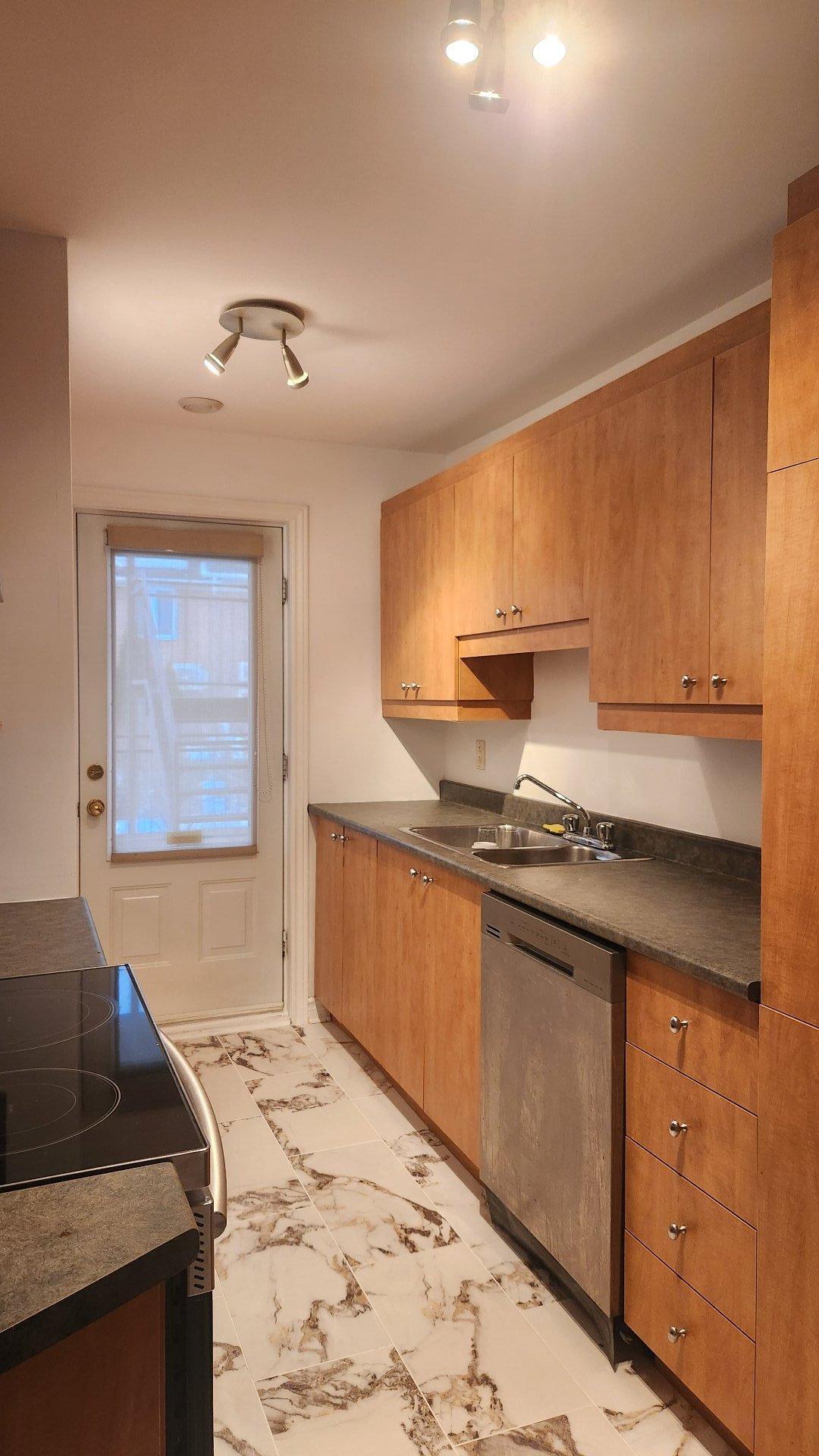 









1761


Boul. Alexis-Nihon

,
Montréal (Saint-Laurent),




QC
H4R3A2

