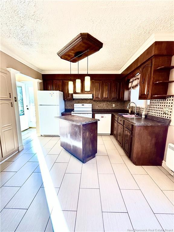 









2651


335

RTE,
Évangéline,




NB
E8P 1S8

