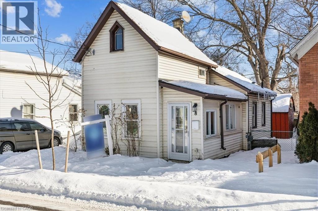 












8 TASKER Street

,
St. Catharines,




Ontario
L2R3Z8

