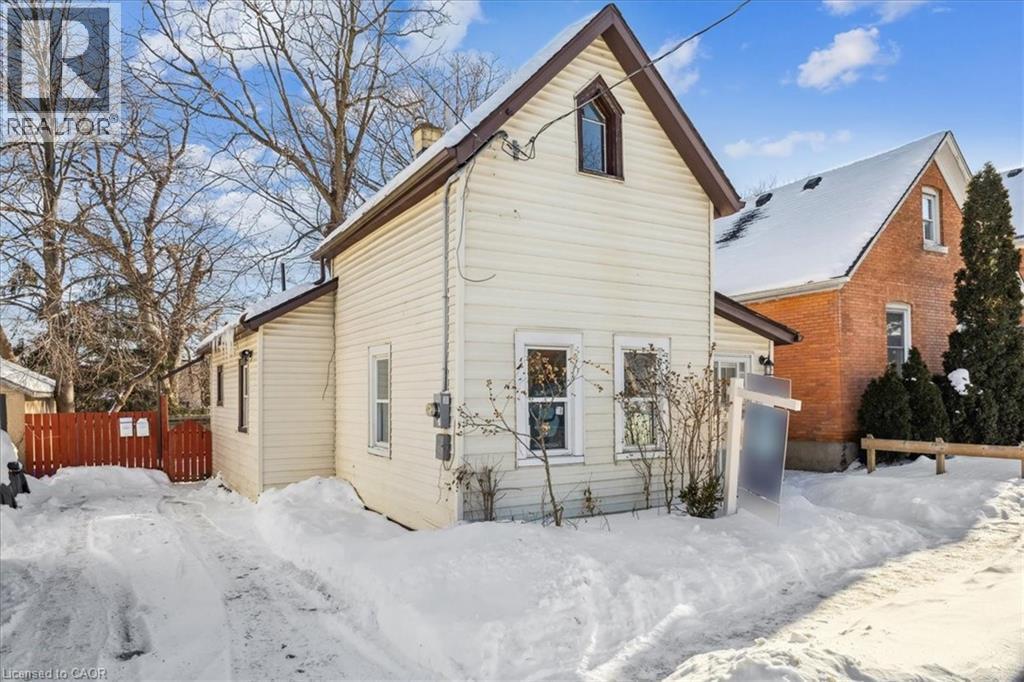 












8 TASKER Street

,
St. Catharines,




Ontario
L2R3Z8

