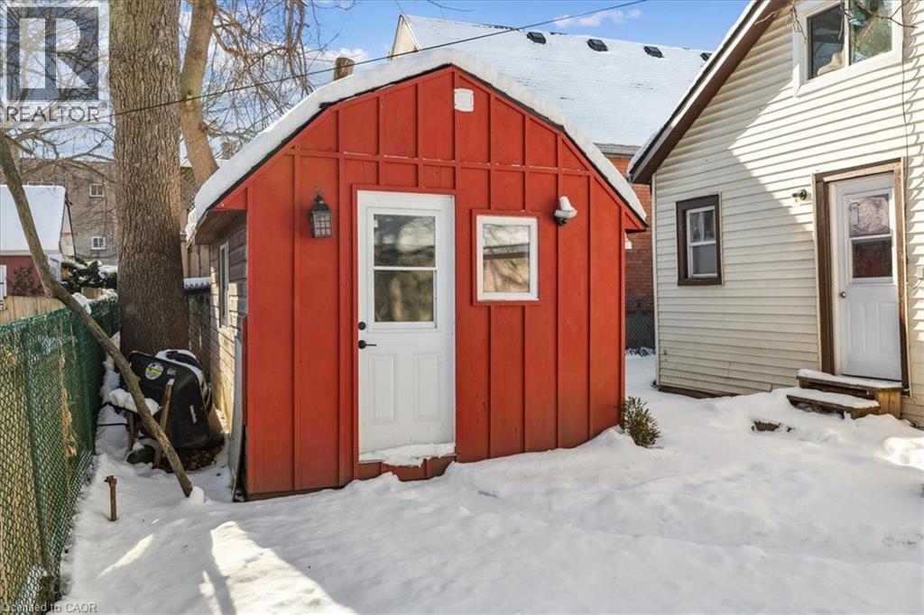 












8 TASKER Street

,
St. Catharines,




Ontario
L2R3Z8

