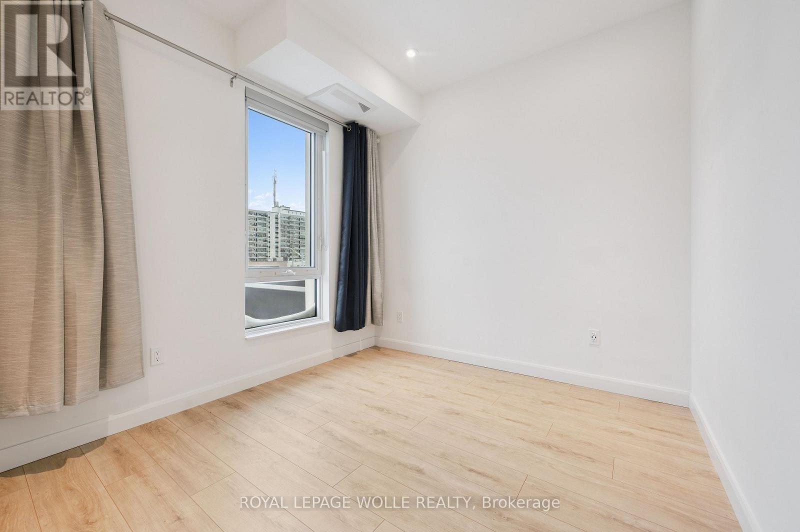 












304 - 741 KING STREET W

,
Kitchener,




Ontario
N2G0E9

