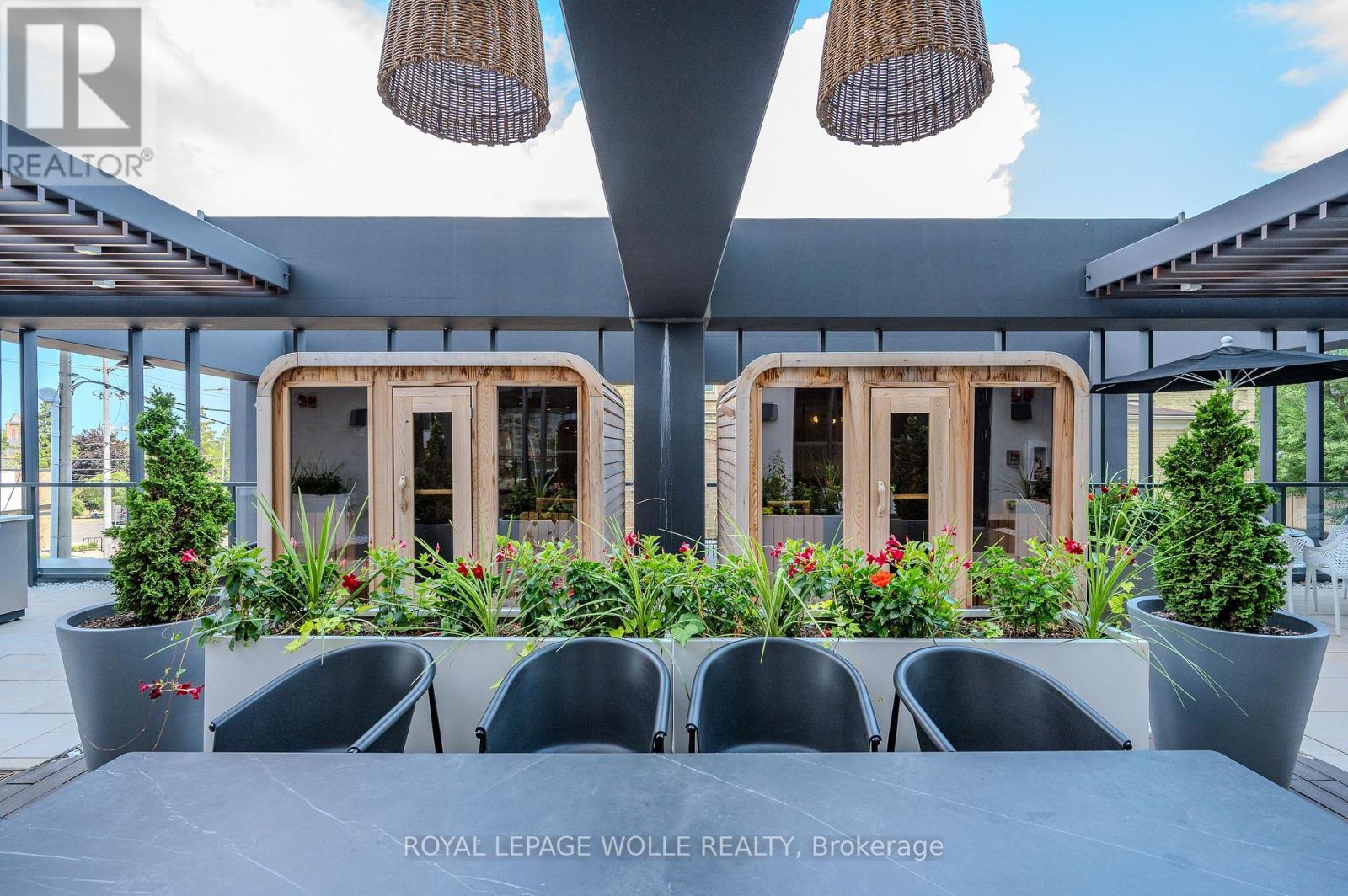 












304 - 741 KING STREET W

,
Kitchener,




Ontario
N2G0E9

