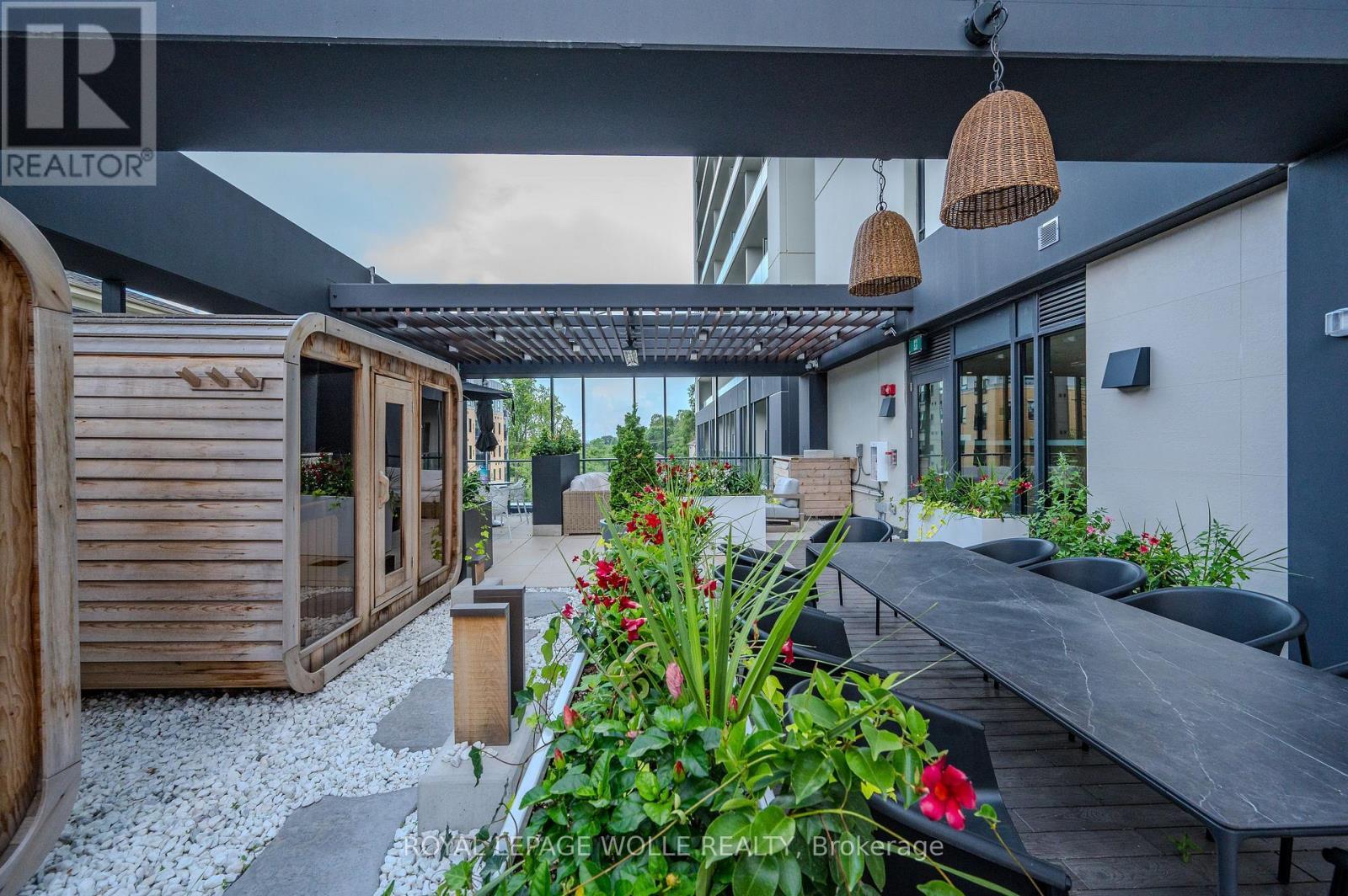 












304 - 741 KING STREET W

,
Kitchener,




Ontario
N2G0E9

