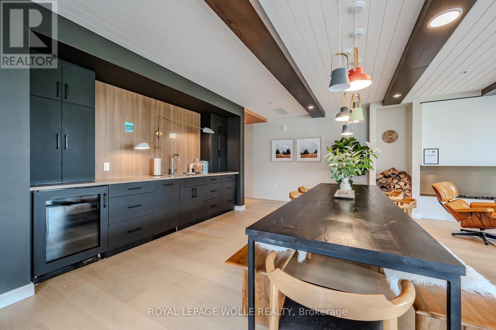 












304 - 741 KING STREET W

,
Kitchener,




Ontario
N2G0E9

