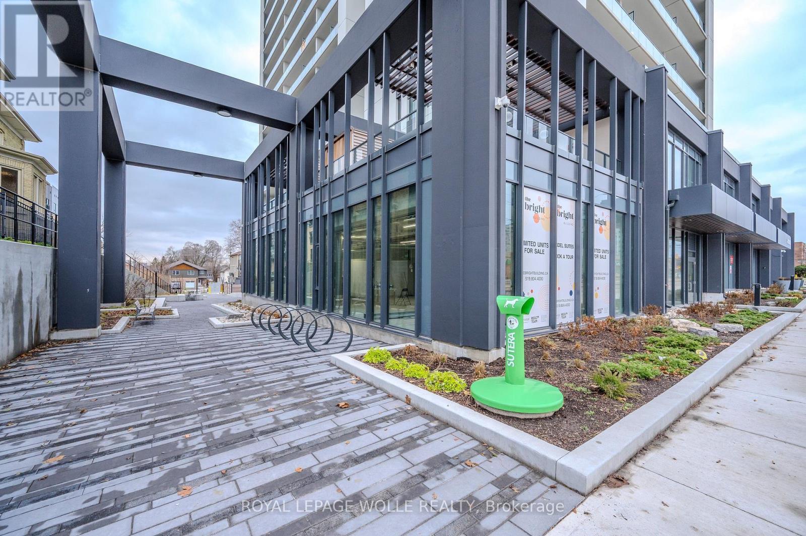 












304 - 741 KING STREET W

,
Kitchener,




Ontario
N2G0E9

