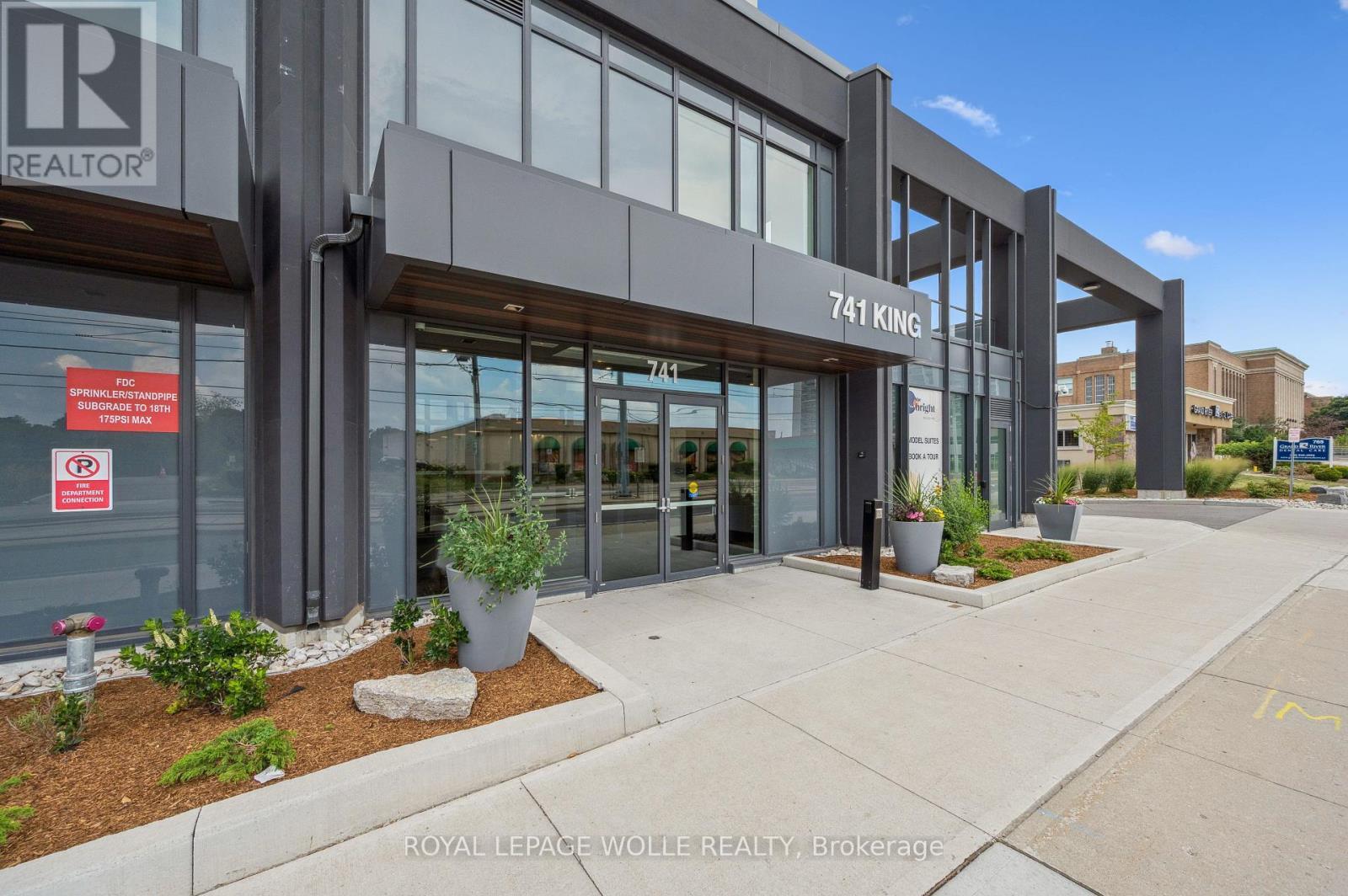 












304 - 741 KING STREET W

,
Kitchener,




Ontario
N2G0E9

