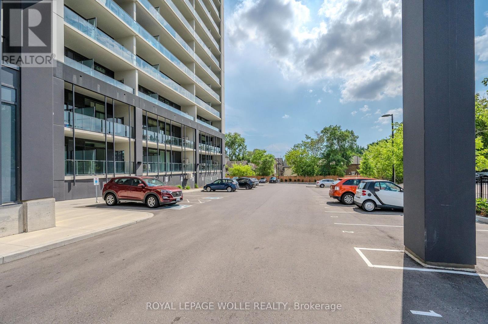 












304 - 741 KING STREET W

,
Kitchener,




Ontario
N2G0E9

