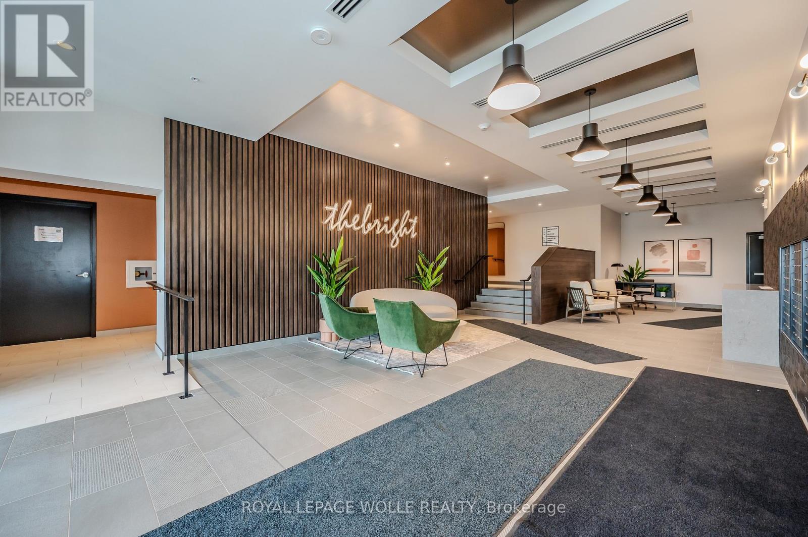 












304 - 741 KING STREET W

,
Kitchener,




Ontario
N2G0E9

