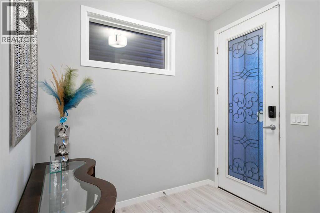 












43 Seton Rise SE

,
Calgary,




Alberta
T3M2V3

