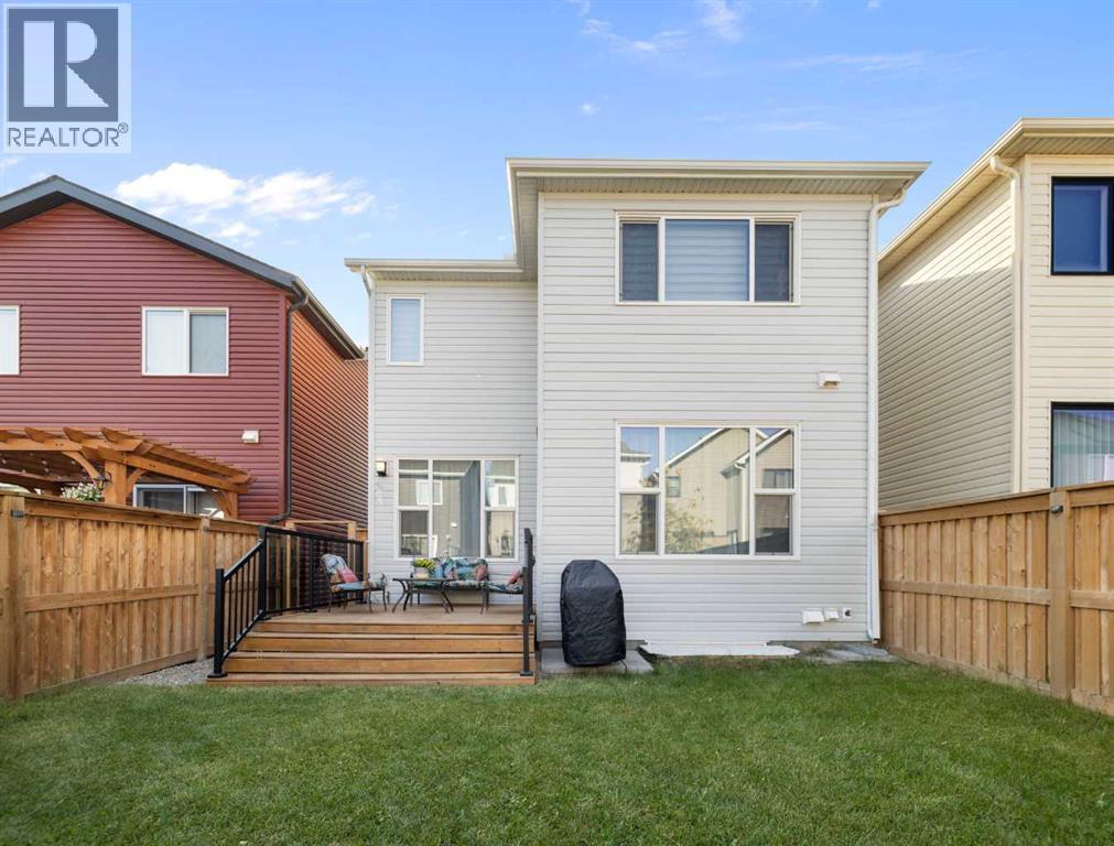 












43 Seton Rise SE

,
Calgary,




Alberta
T3M2V3

