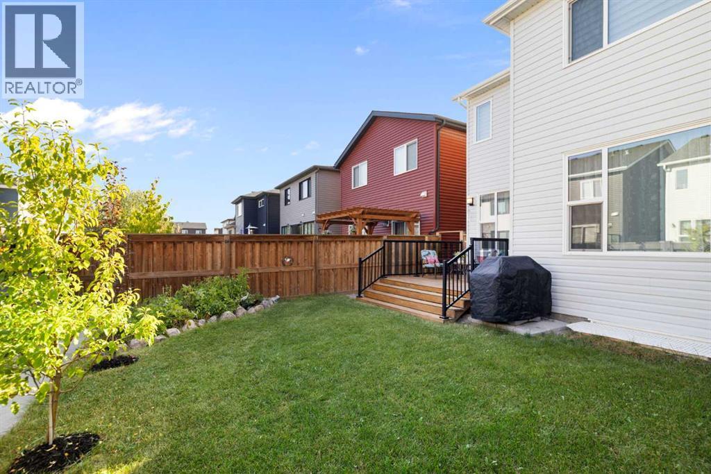 












43 Seton Rise SE

,
Calgary,




Alberta
T3M2V3

