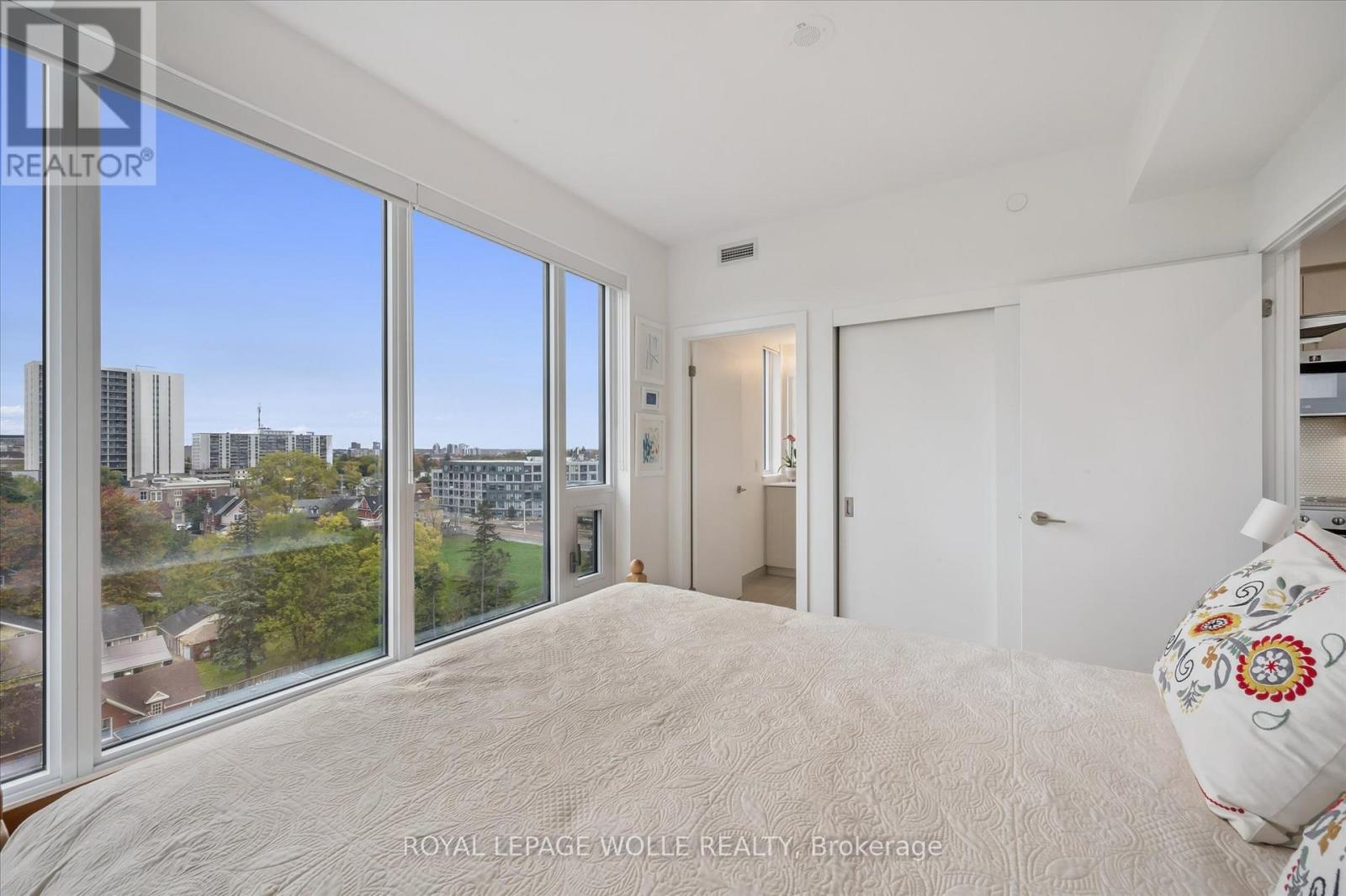 












909 - 15 WELLINGTON STREET S

,
Kitchener,




Ontario
N2G0E4

