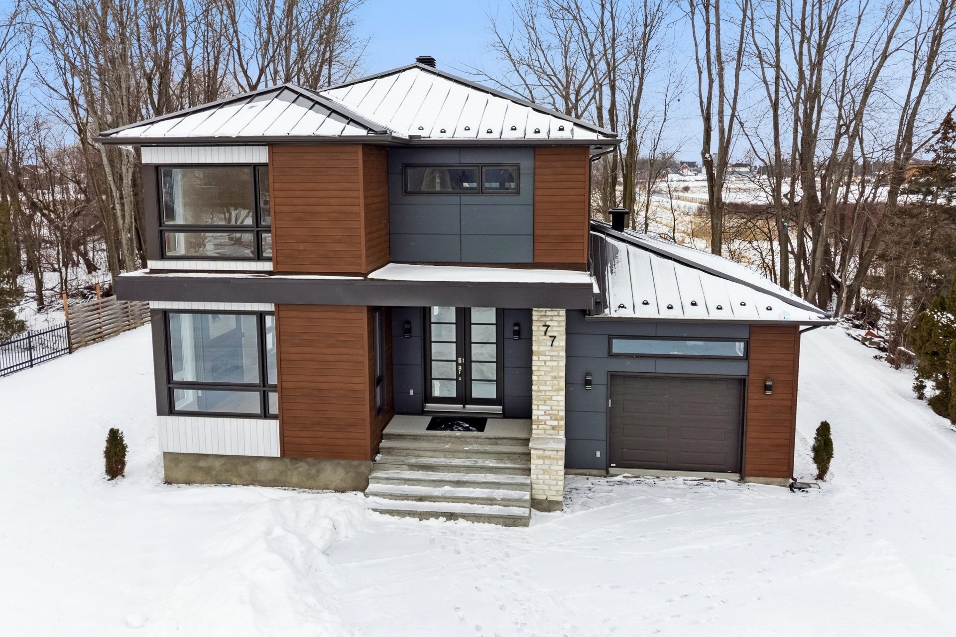 









77


33e Avenue

,
Saint-Blaise-sur-Richelieu,




QC
J0J1W0

