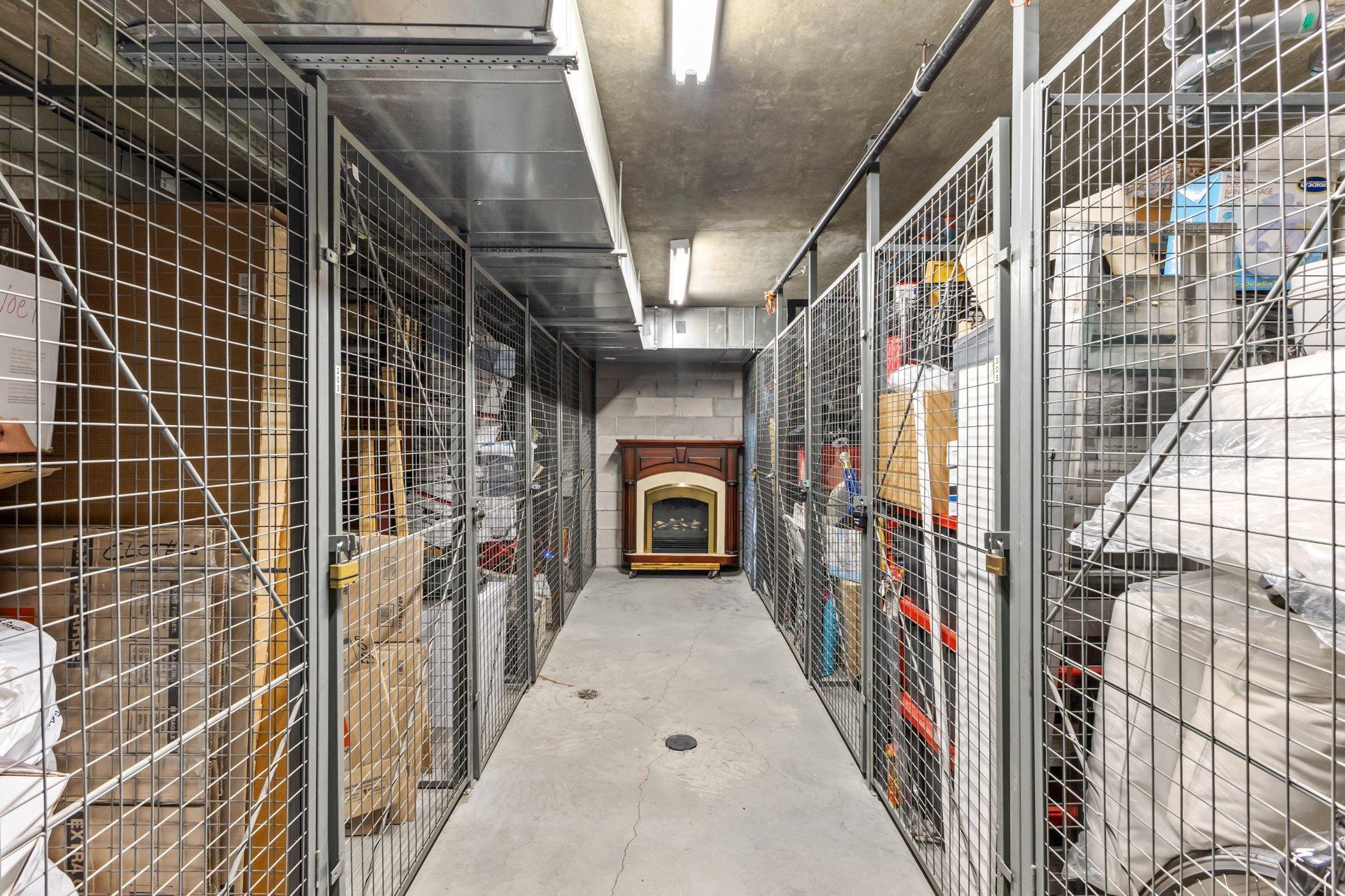 









1885


Rue de la Visitation

, 202,
Montréal (Ville-Marie),




QC
H2L3C5

