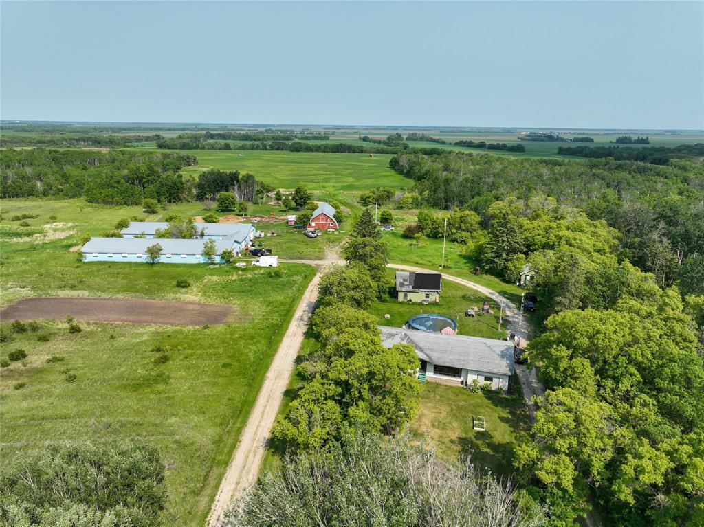 












97099 11 Road E

,
Teulon,




Manitoba
R0C3B0

