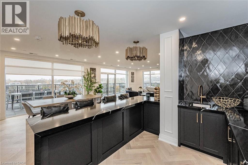 












71 WYNDHAM Street S Unit# 1007

,
Guelph,




Ontario
N1E0T7

