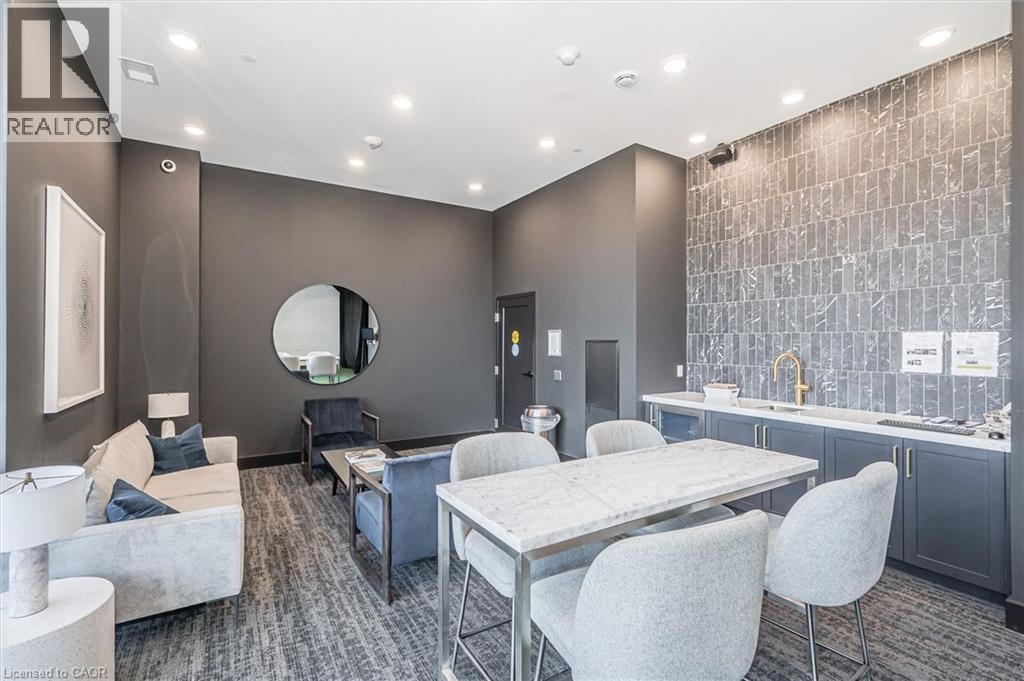 












71 WYNDHAM Street S Unit# 1007

,
Guelph,




Ontario
N1E0T7

