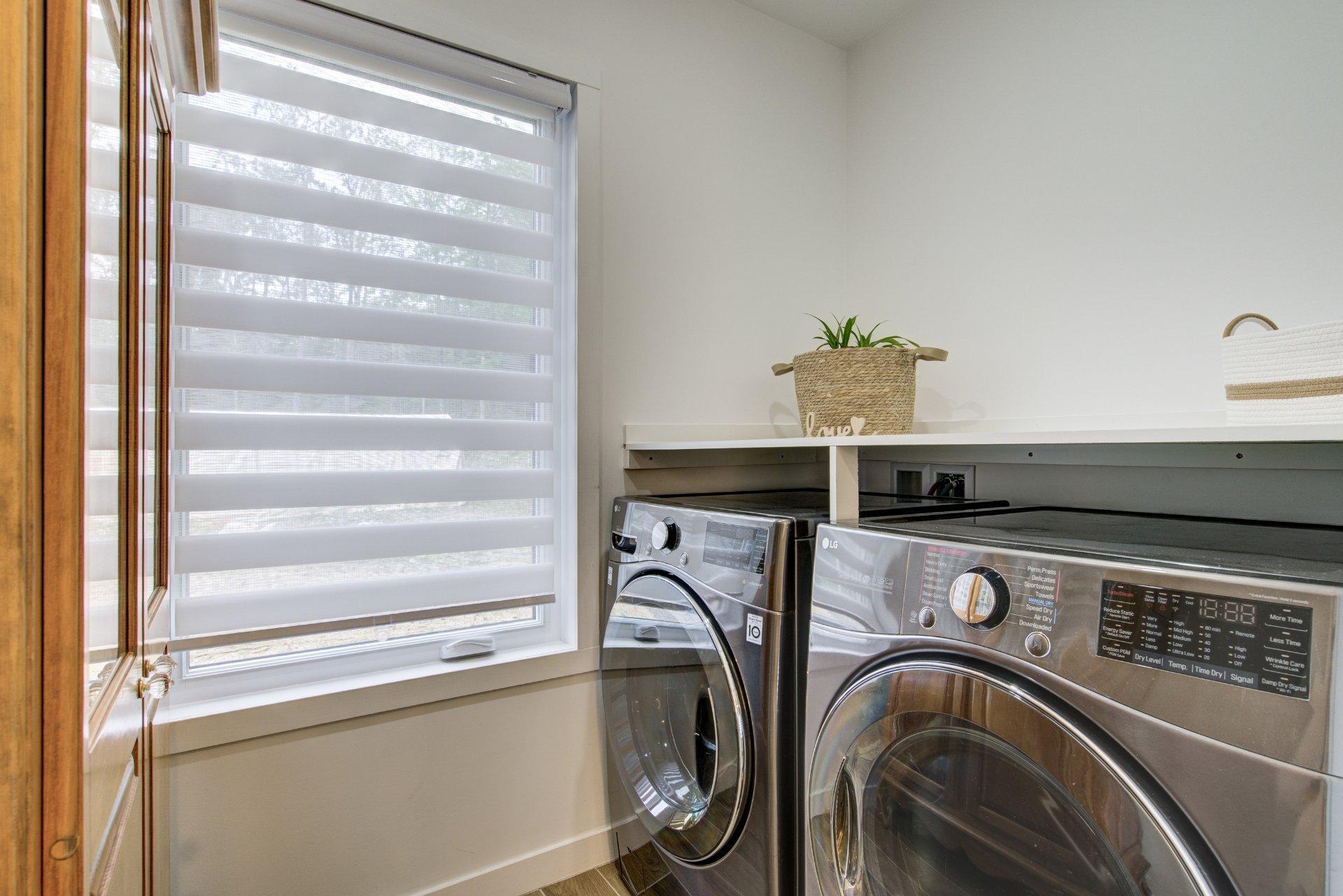 









3513


Rue Rosemary

,
Rawdon,




QC
J0K1S0

