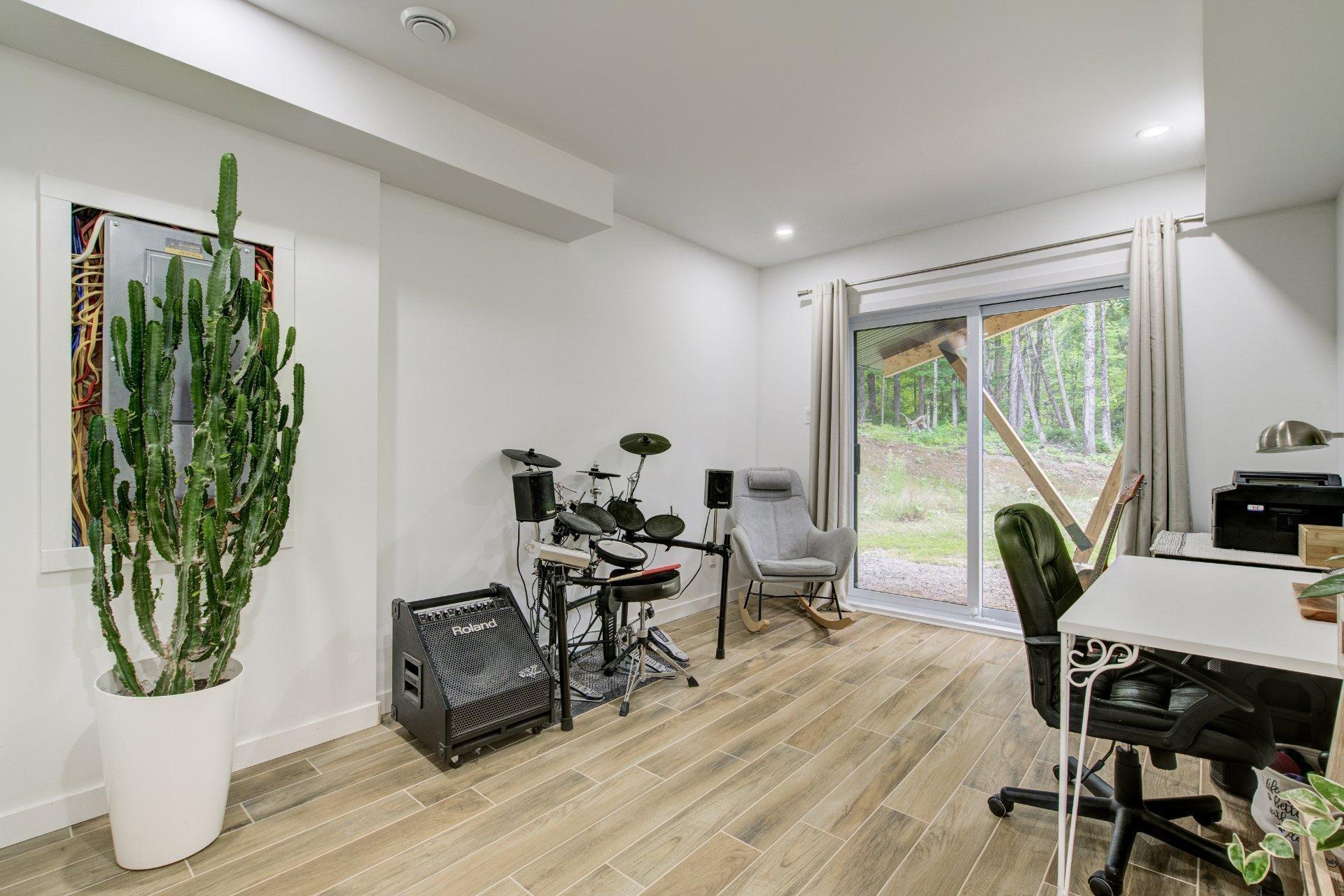 









3513


Rue Rosemary

,
Rawdon,




QC
J0K1S0

