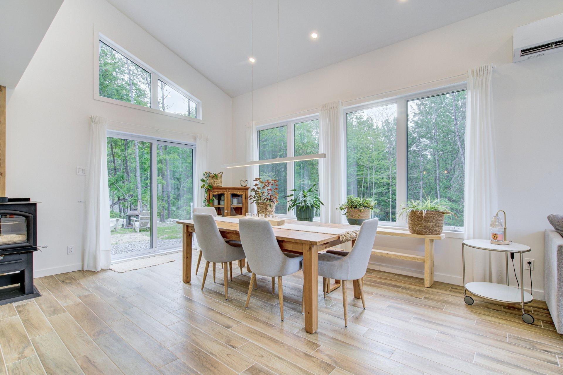 









3513


Rue Rosemary

,
Rawdon,




QC
J0K1S0

