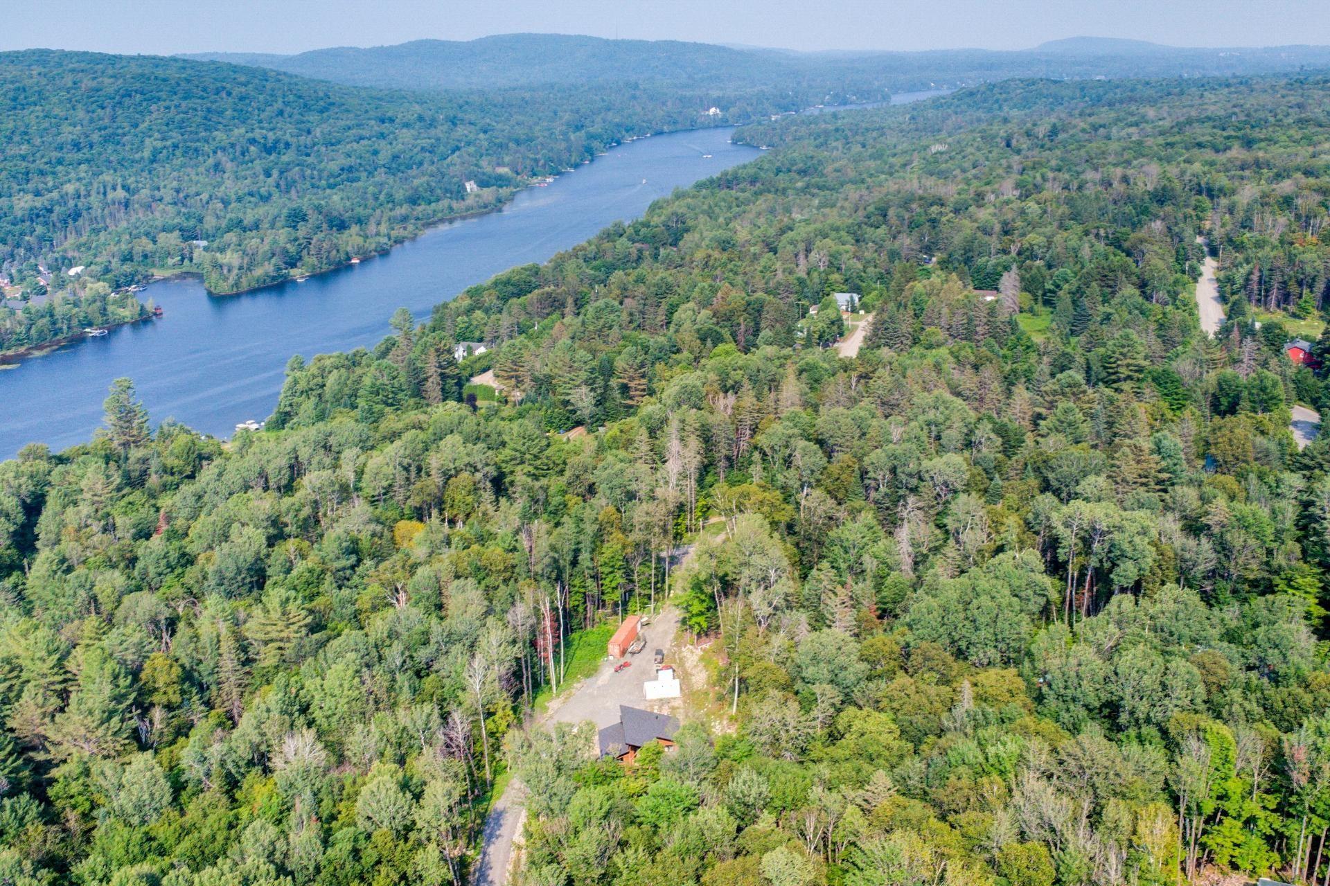 









3513


Rue Rosemary

,
Rawdon,




QC
J0K1S0

