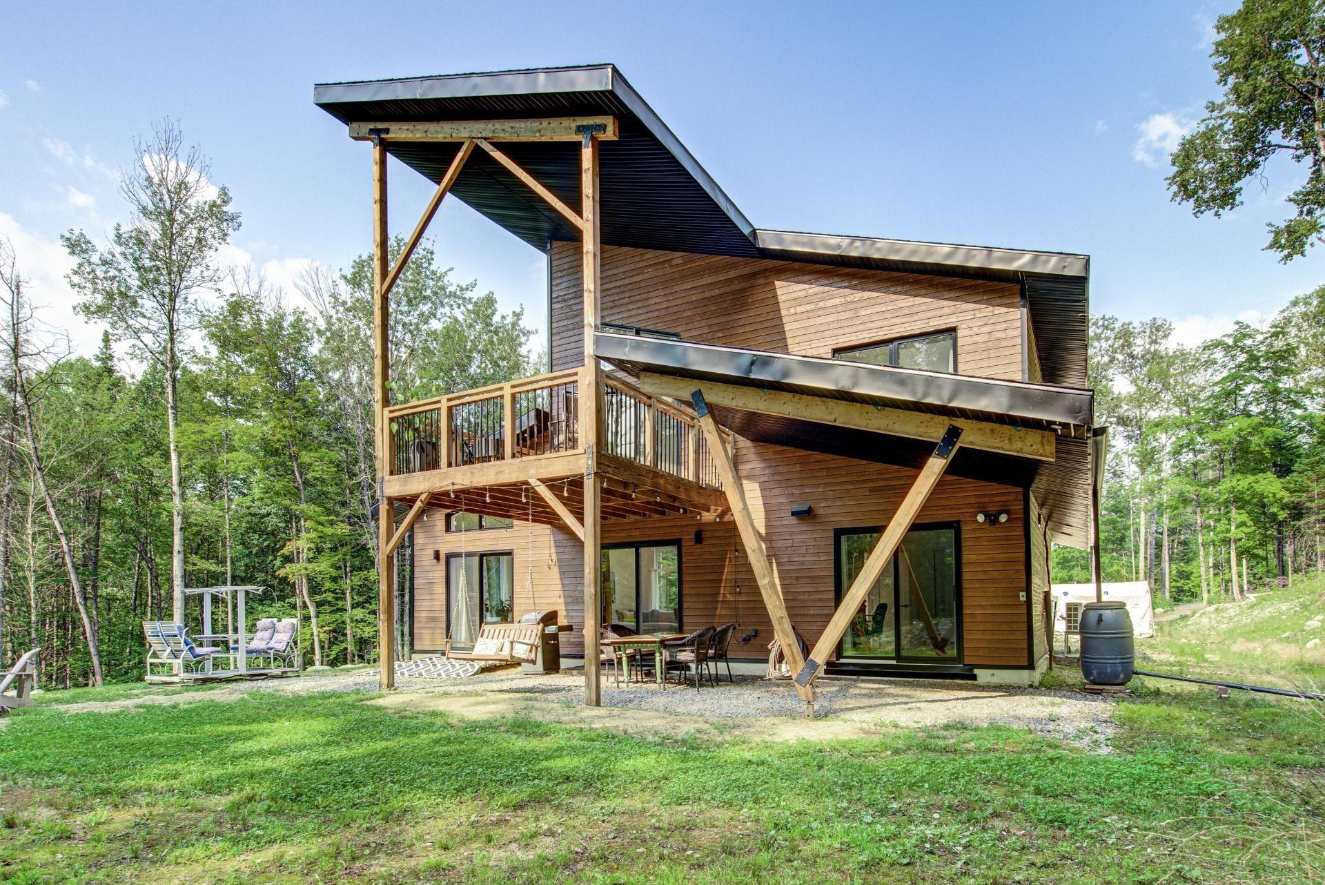 









3513


Rue Rosemary

,
Rawdon,




QC
J0K1S0

