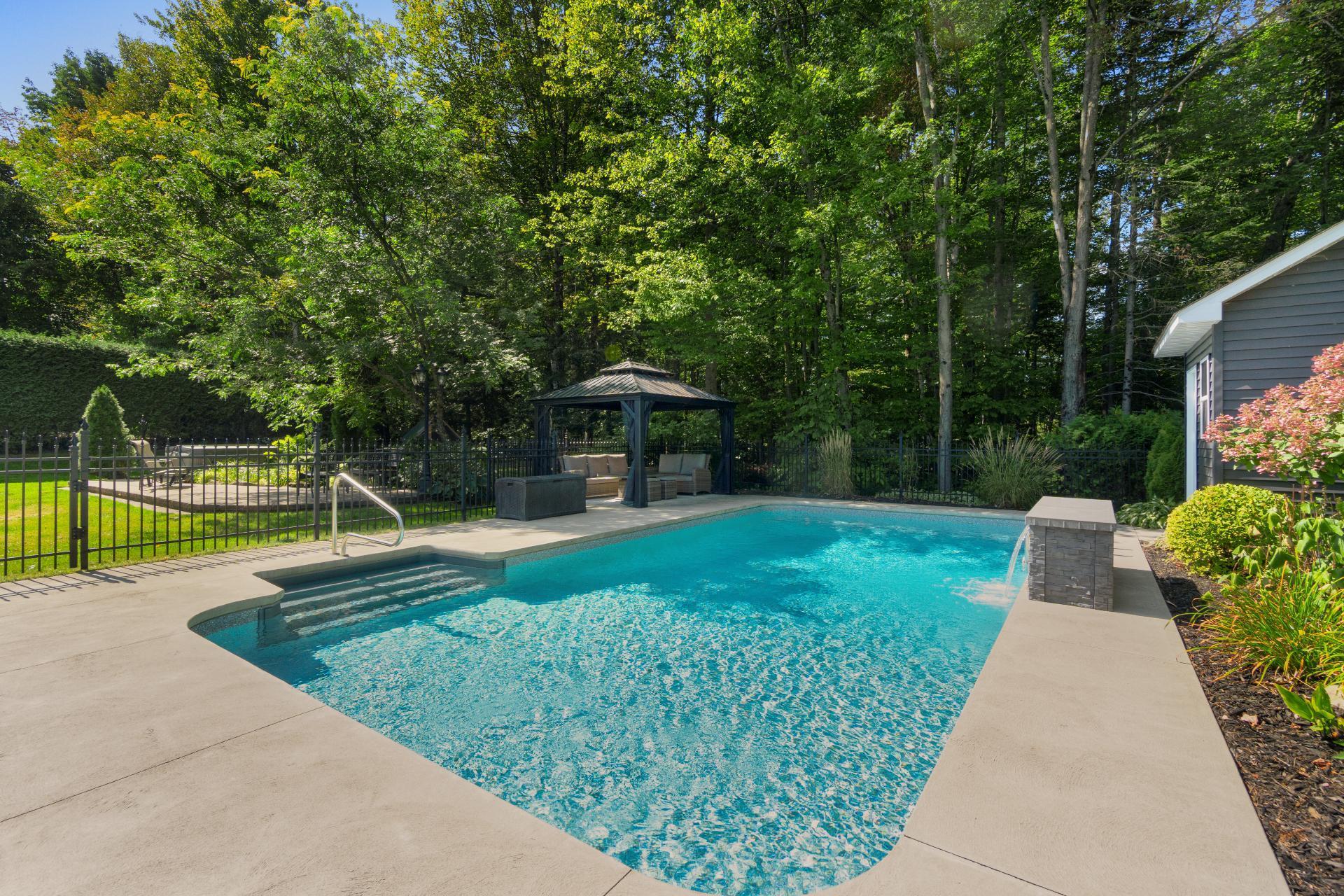 









3223


Rue Alfred-Desrochers

,
Sherbrooke (Les Nations),




QC
J1K3C6


