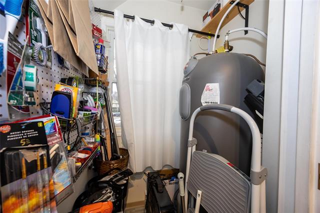 









618


Kenaston

BLVD, 5,
Winnipeg,




MB
R3N 2A1

