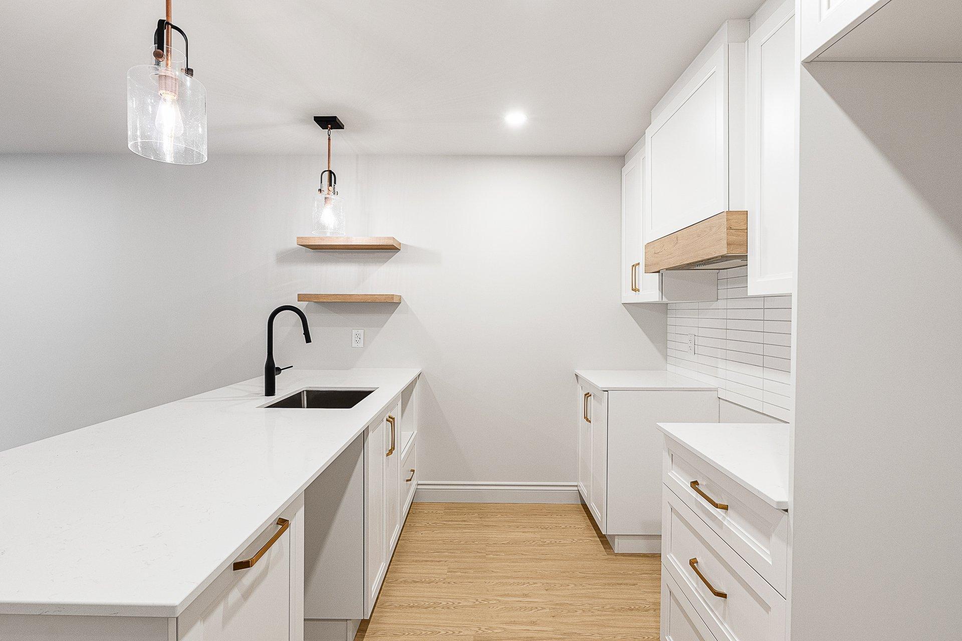 









977


Ch. Massawippi

, 17,
North Hatley,




QC
J0B2C0

