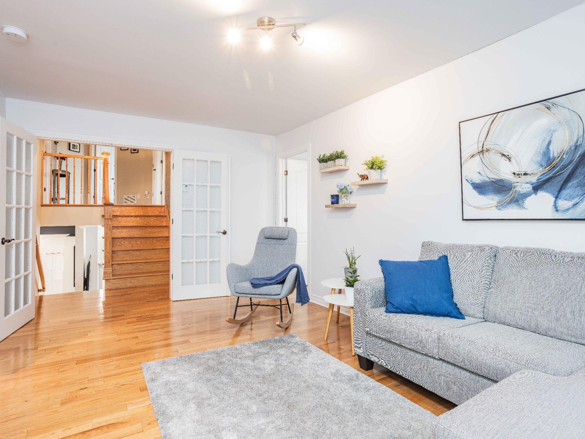 









3230


Boul. De Boucherville

,
Saint-Bruno-de-Montarville,




QC
J3V0A5

