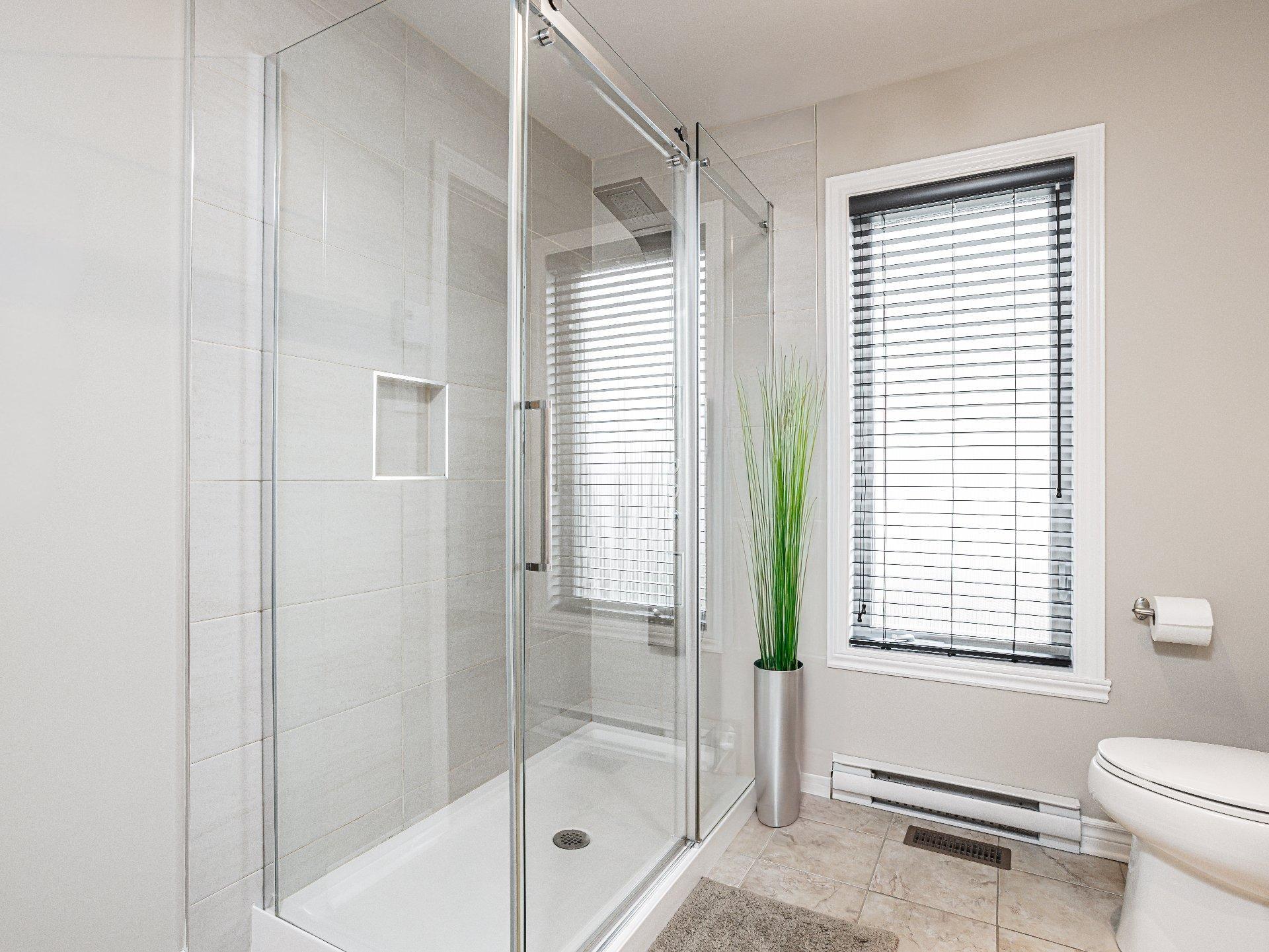 









3230


Boul. De Boucherville

,
Saint-Bruno-de-Montarville,




QC
J3V0A5

