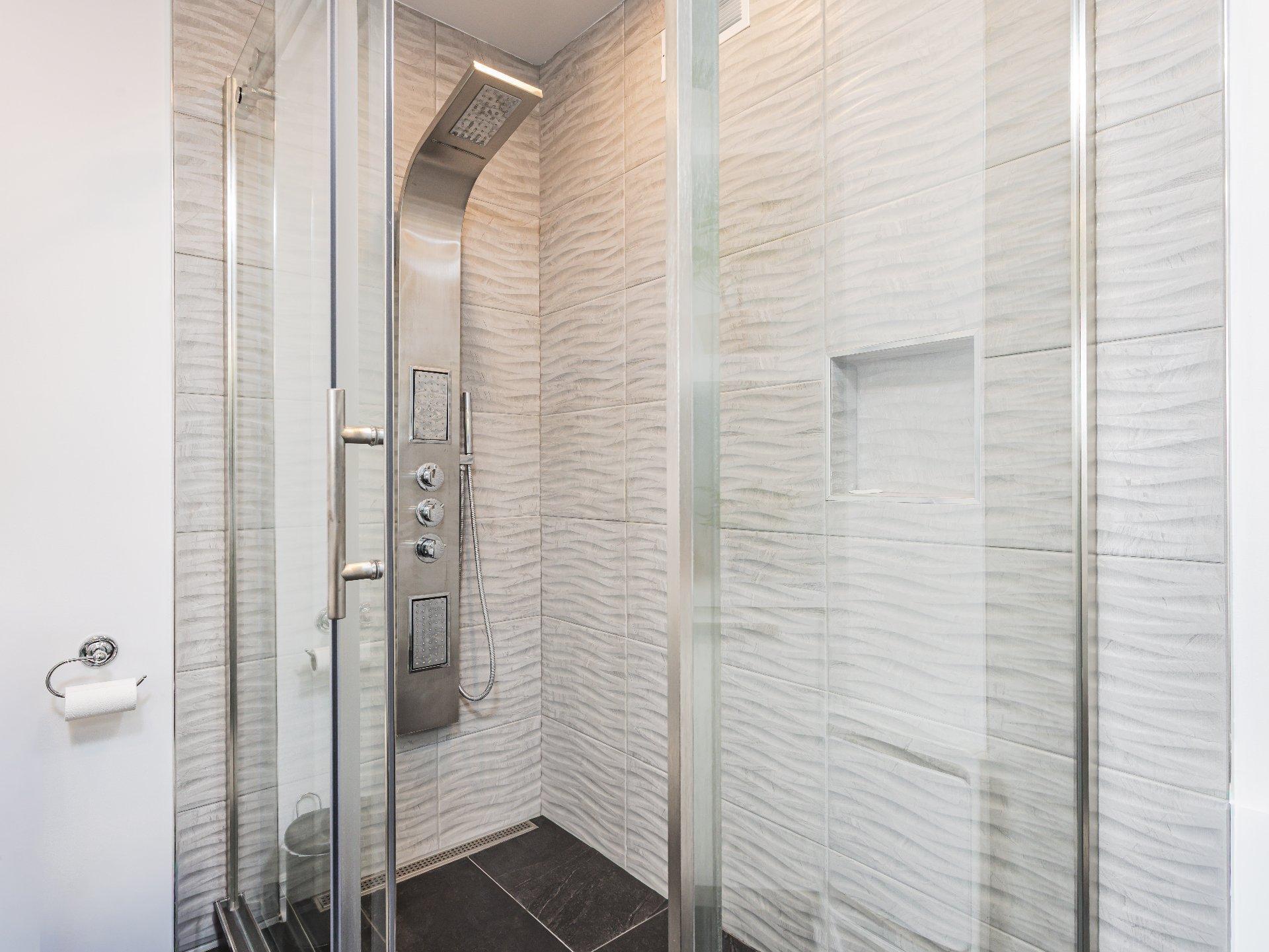 









3230


Boul. De Boucherville

,
Saint-Bruno-de-Montarville,




QC
J3V0A5

