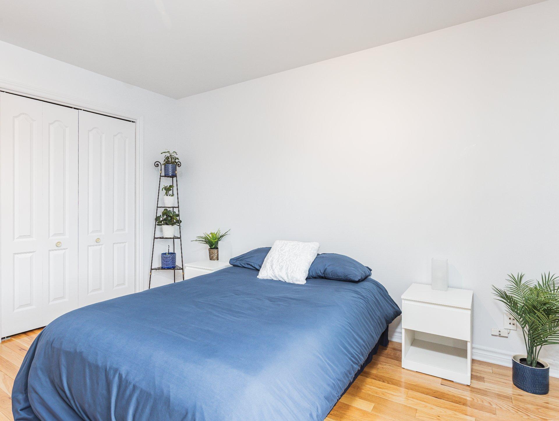 









3230


Boul. De Boucherville

,
Saint-Bruno-de-Montarville,




QC
J3V0A5

