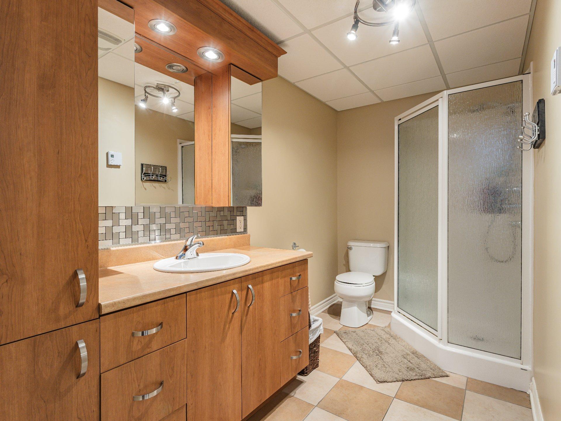 









3230


Boul. De Boucherville

,
Saint-Bruno-de-Montarville,




QC
J3V0A5

