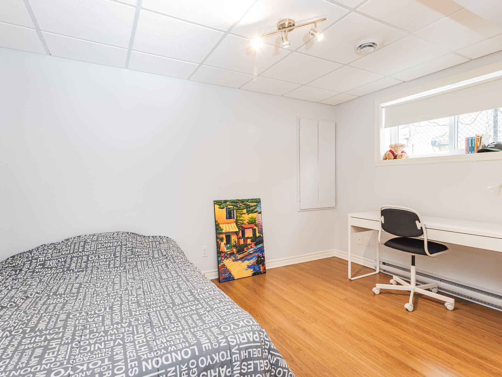 









3230


Boul. De Boucherville

,
Saint-Bruno-de-Montarville,




QC
J3V0A5

