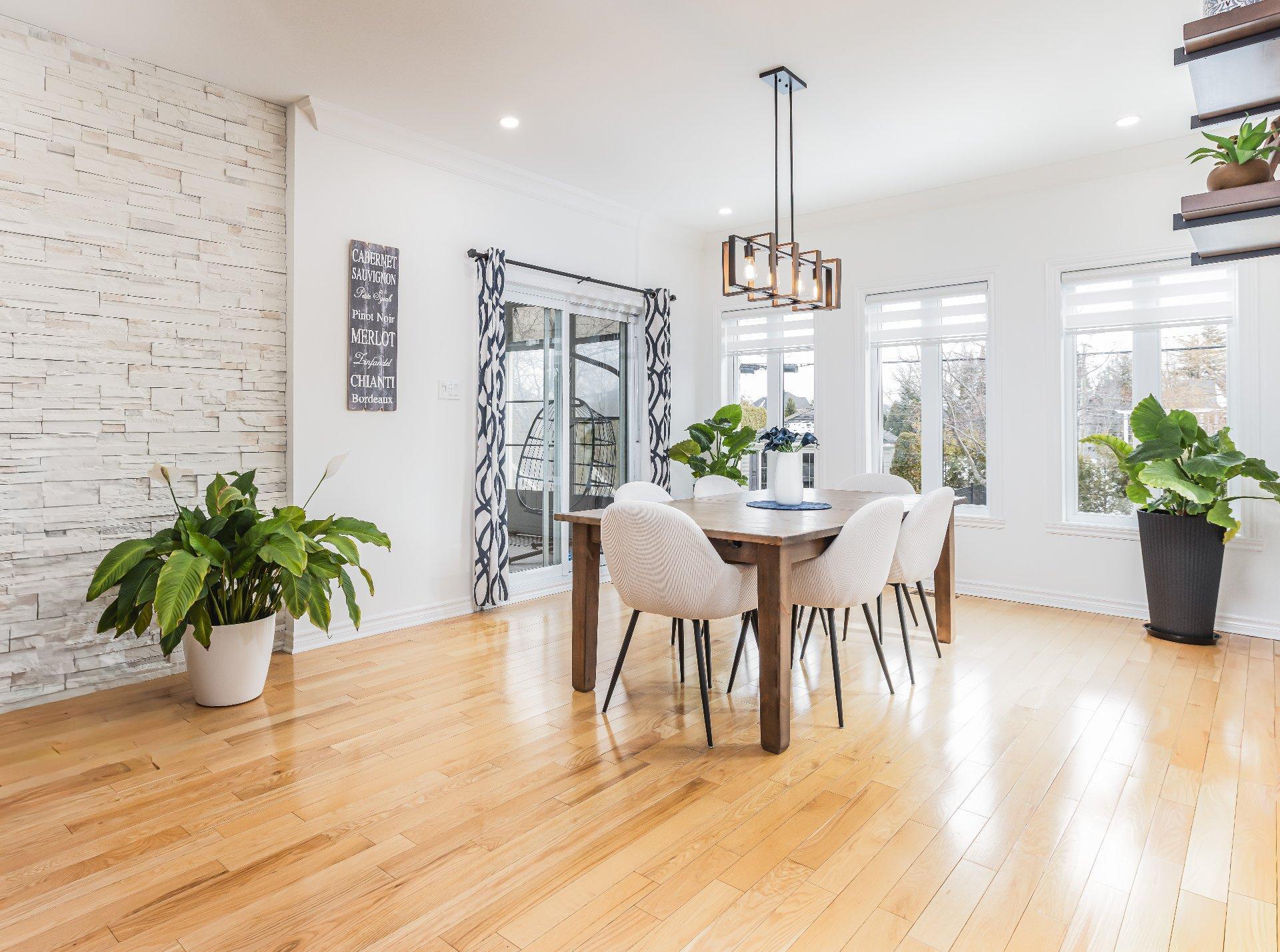 









3230


Boul. De Boucherville

,
Saint-Bruno-de-Montarville,




QC
J3V0A5

